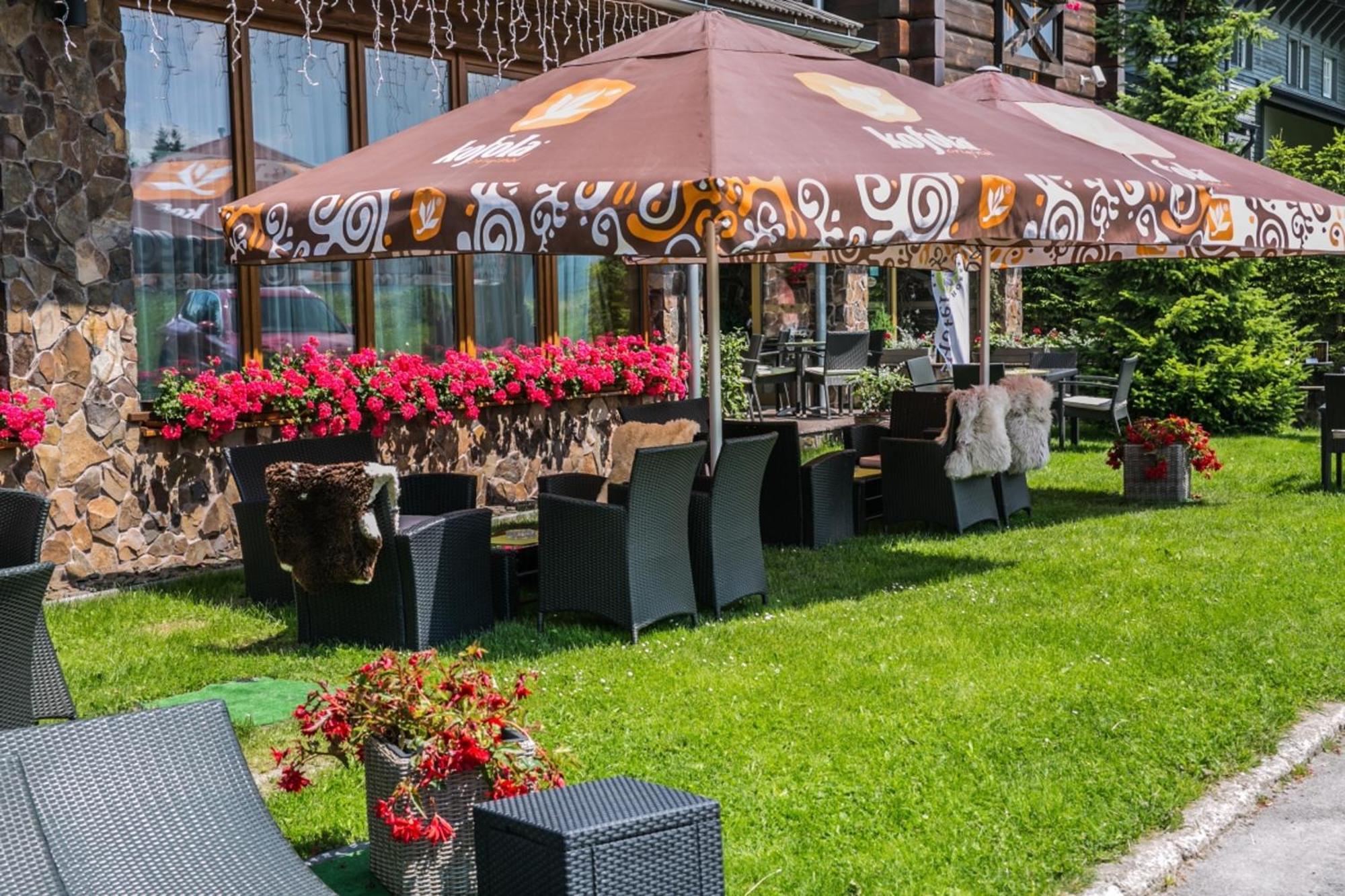 Horsky Hotel Encian Donovaly Exterior photo